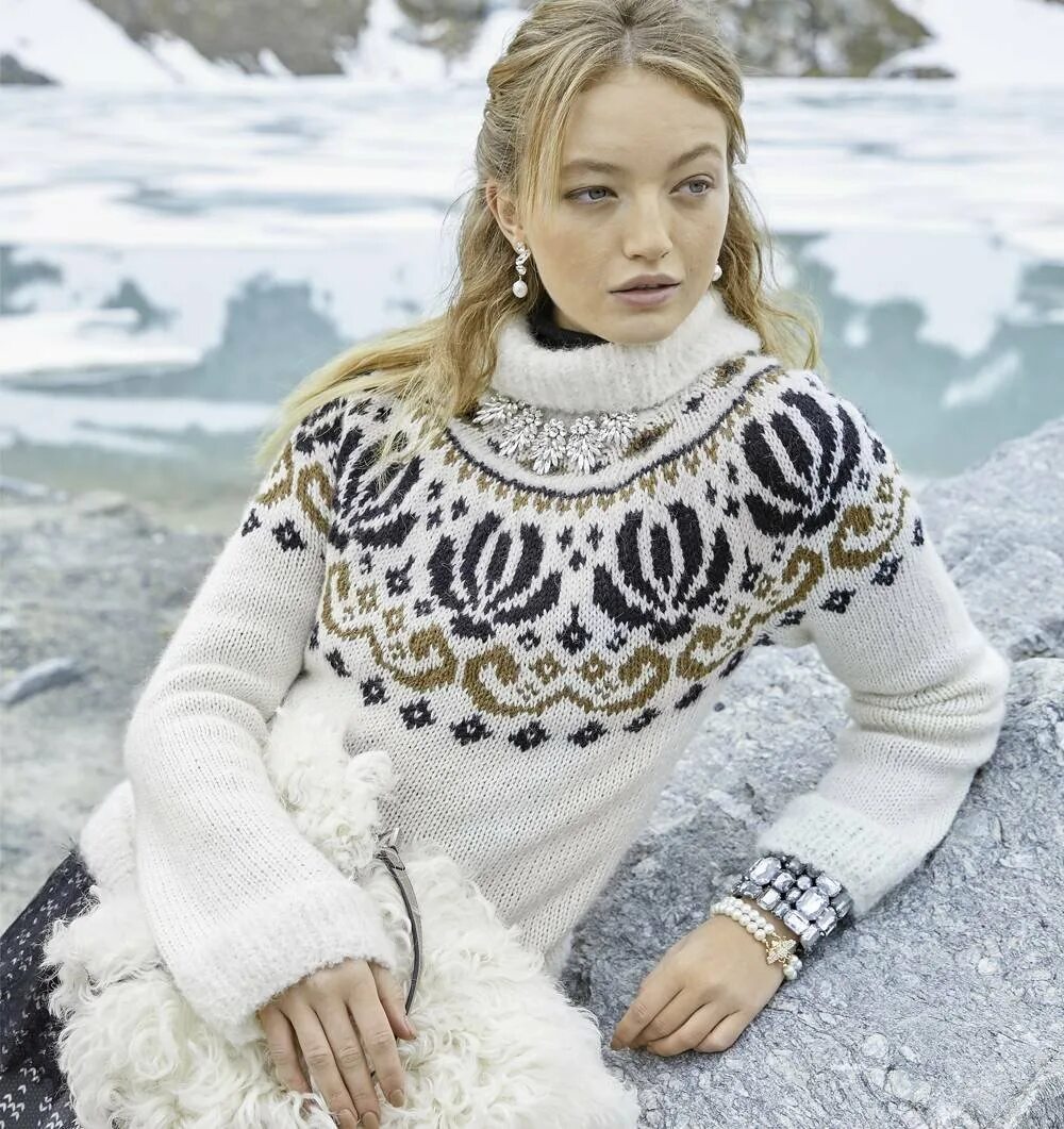 Синий жаккардовый свитер. Жаккардовый свитер. Кокетка лопапейса. Жаккардовый узор для женского свитера. Джемпера жаккард от дропс.