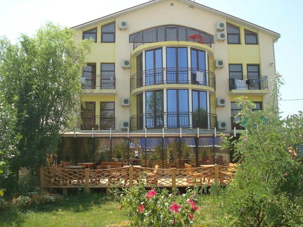 Курортной 68. Фламинго курортная ул. Курортной 68. Санаторий 68 в пушкино. Станица голубицкая фламинго.