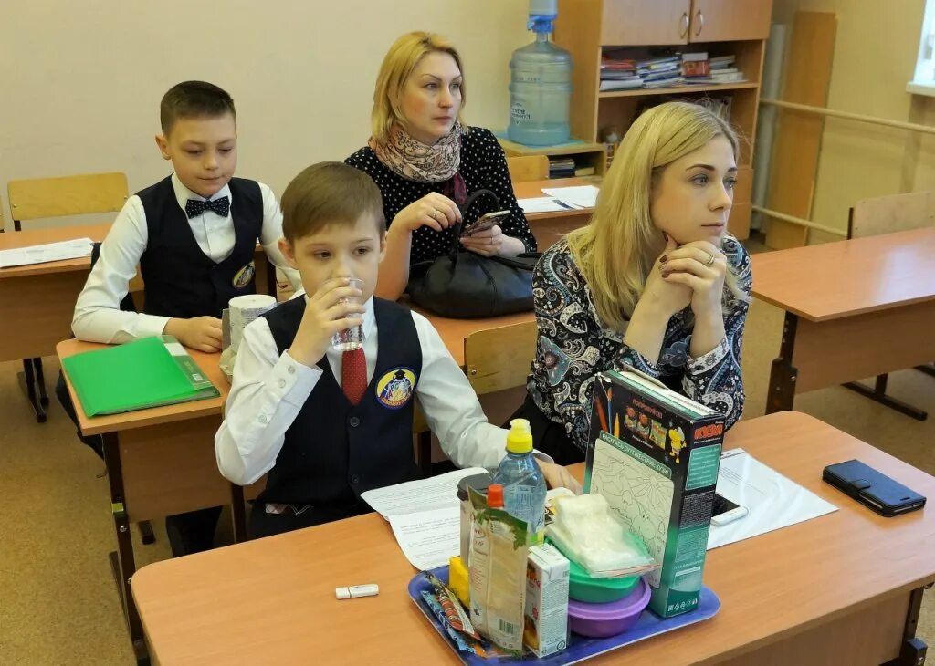 Северский общеобразовательный лицей. Лицей северск. Северский лицей 2009. Северский лицей северск. Сфмл северск учителя.