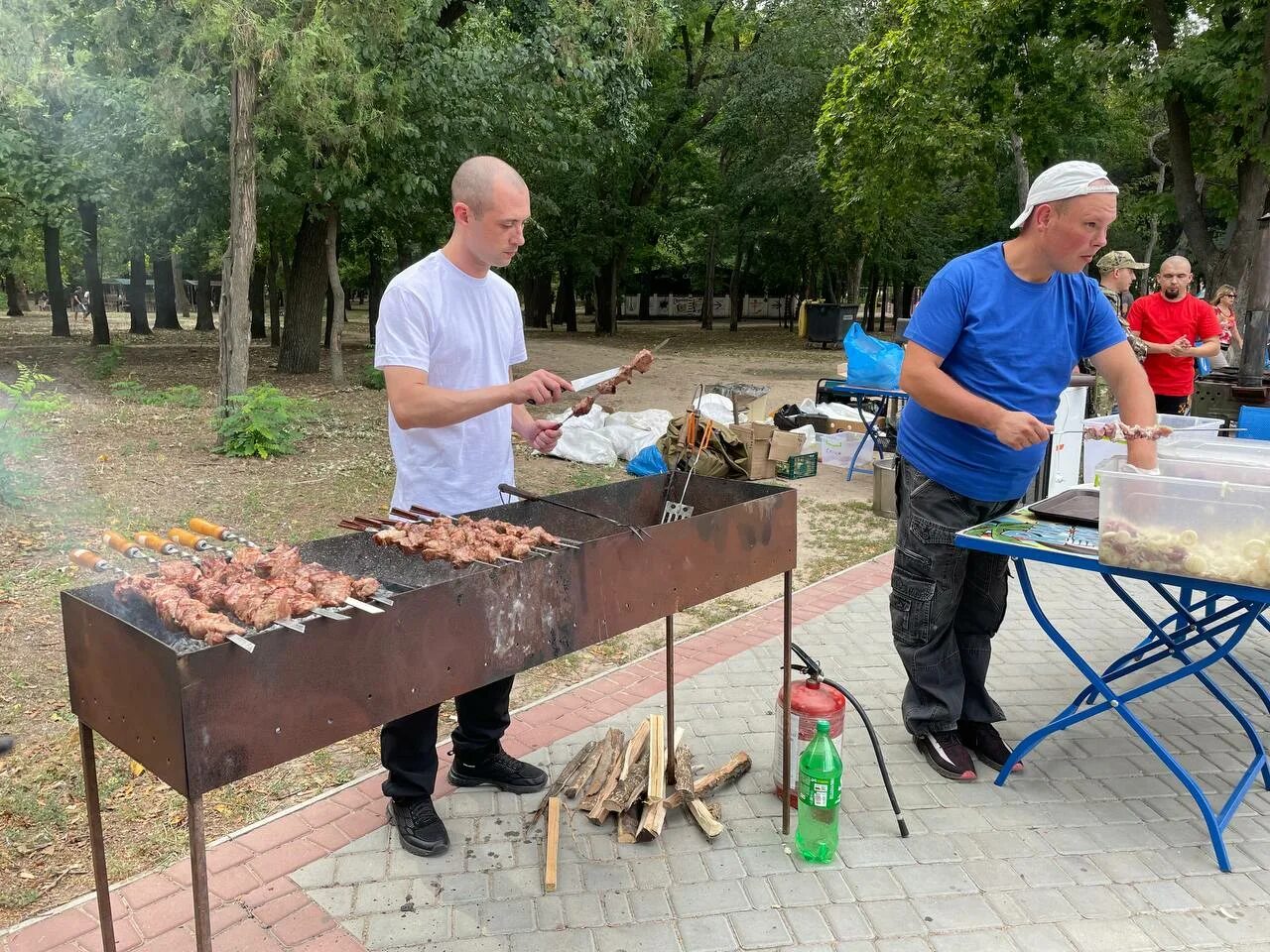 Свежие новости мелитополя. Парк имени Горького Мелитополь. Парк Горького Мелитополь 2023. Директор парка Мелитополь. Гастрофестиваль и другие мероприятия в парке «Левобережный»..