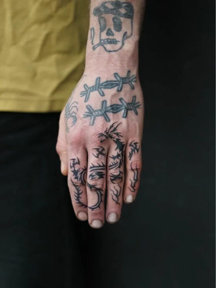 Хендпоук. Hand poke тату. Хендпоук цветной. Хэндпоук на пальцах. Tatau stick poke