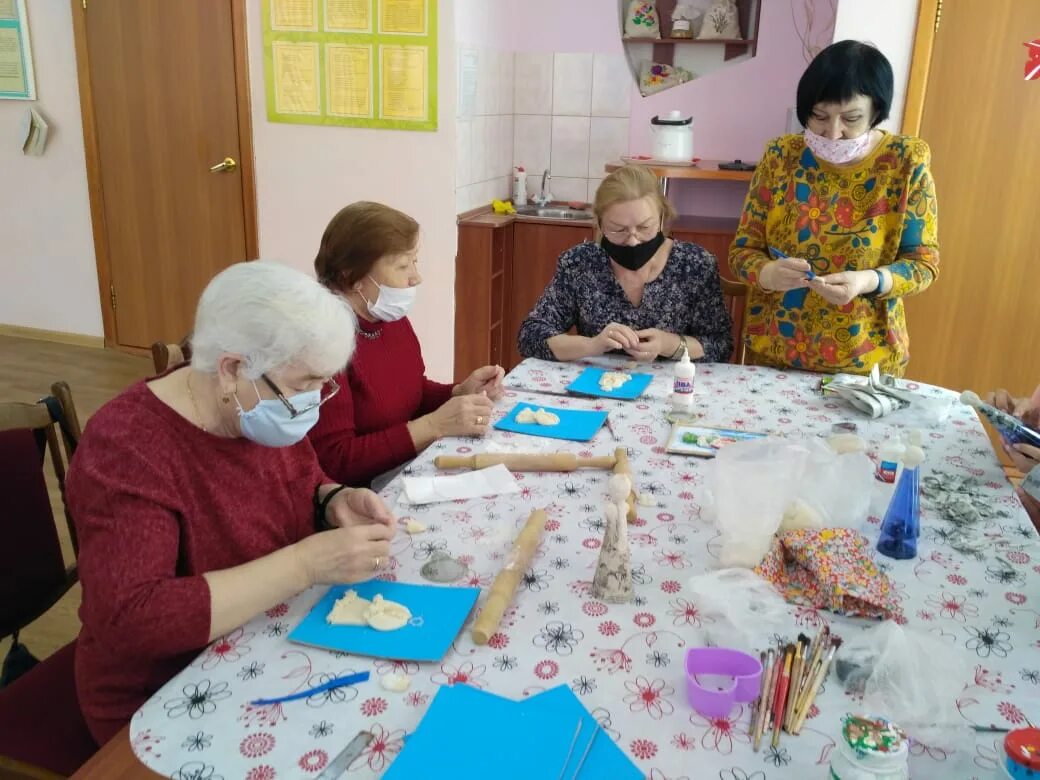 Комплексный центр социального обслуживания инвалидов. Буклет для инвалидов. Реабилитация пожилых и инвалидов. Программа для брошюр. Социально реабилитационные отделения для инвалидов.