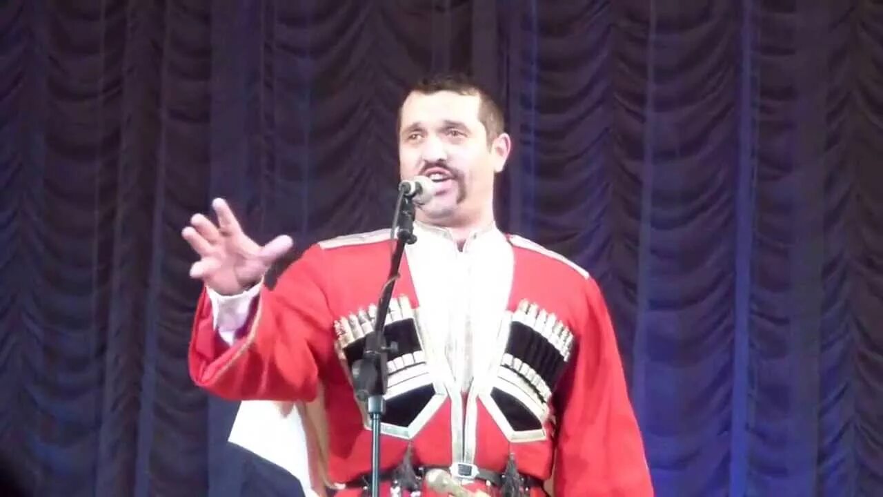 Александр кубанский казачий хор. Солистки кубанского казачьего хора. Дедов кубанский казачий. Александр дедов кубанский казачий хор. Кубанский казачий хор захарченко концерт.