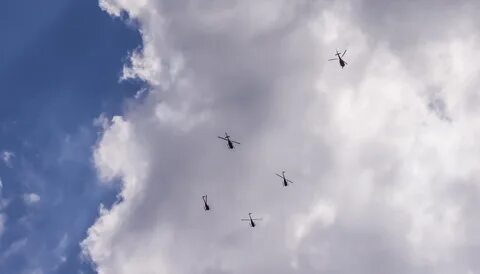Снятся самолеты в небе много над головой