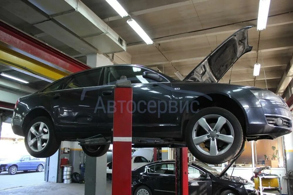 Skoda service. Ауди а 6 с5 битый. Автосервис шкода. Ауди а4 механика. Детейлинг тигуан 2.