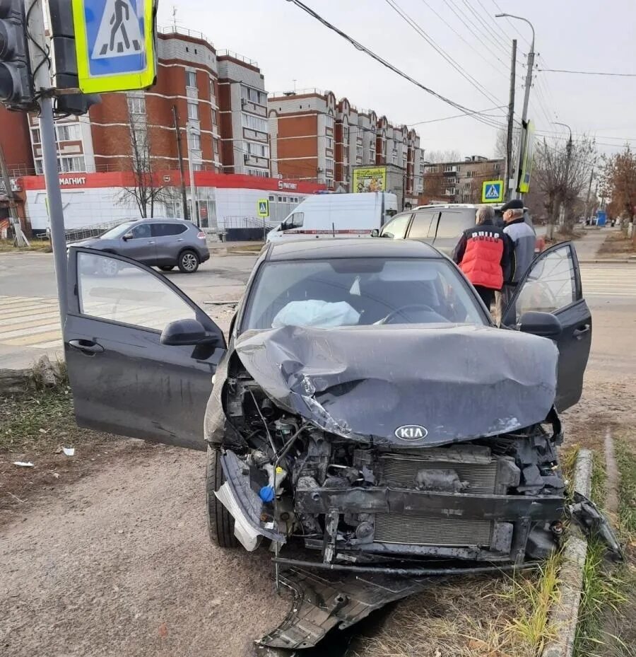 Авария в йошкар оле последние новости фото За выходные в Марий Эл произошло три ДТП: среди пострадавших есть дети: Яндекс.Н