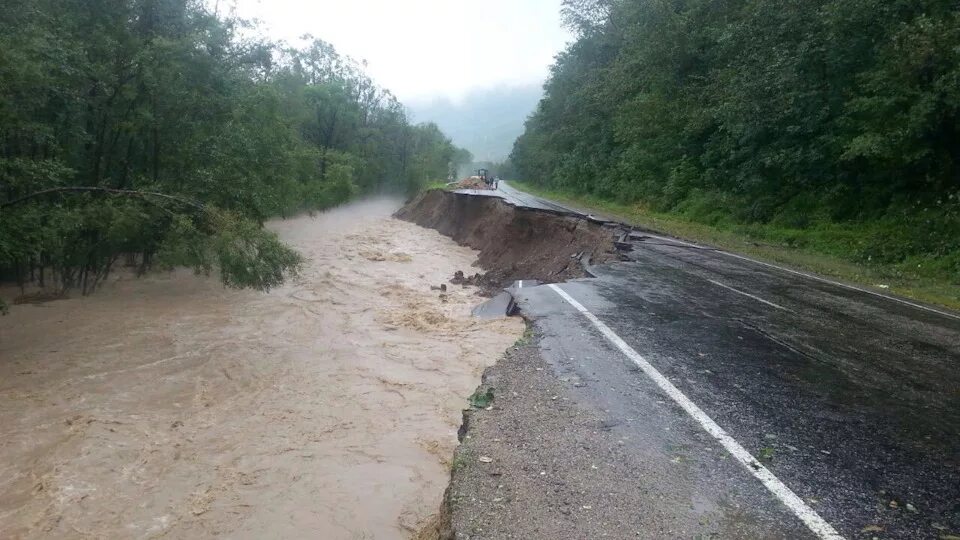 Темнеет дорога приморского сада. Дтп в штыково приморского края 12 сентября 2022. Темнеет дорога приморского сада. Темнеет дорога приморского сада. Дорога приморский тольятти.