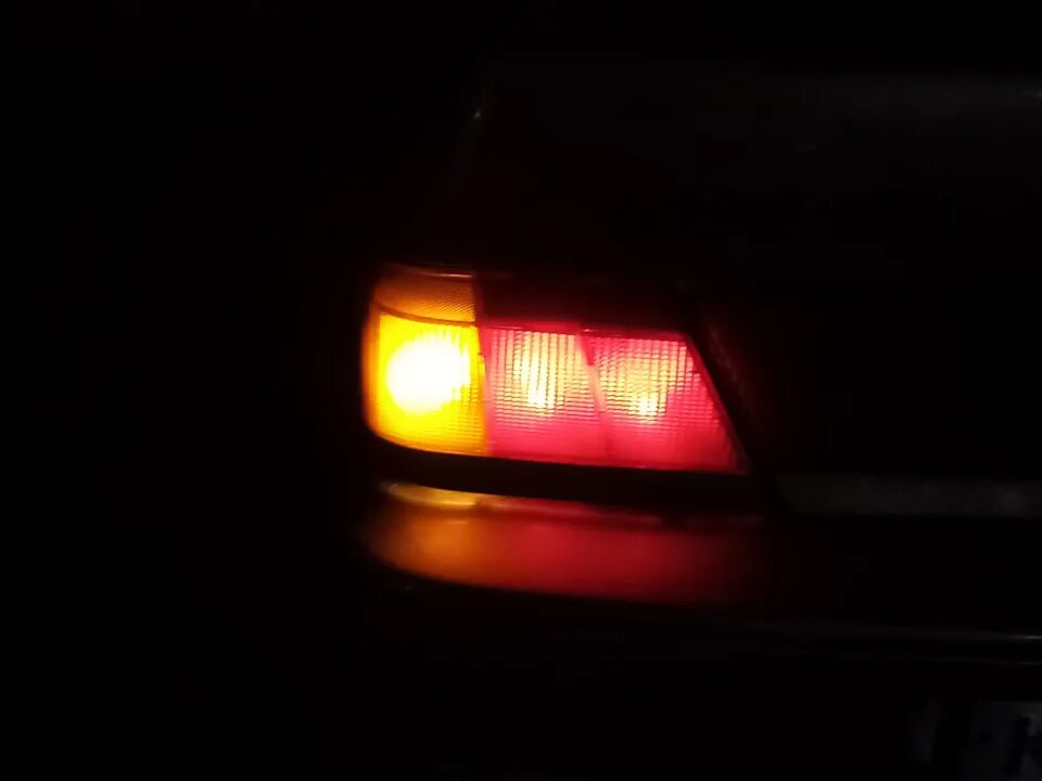 Лампочка заднего хода 2115. Лампочки заднего хода 2115. Лампочки заднего хода 2115. Лампочка заднего хода 2115. Почему не горит задний ход на ваз 2115.