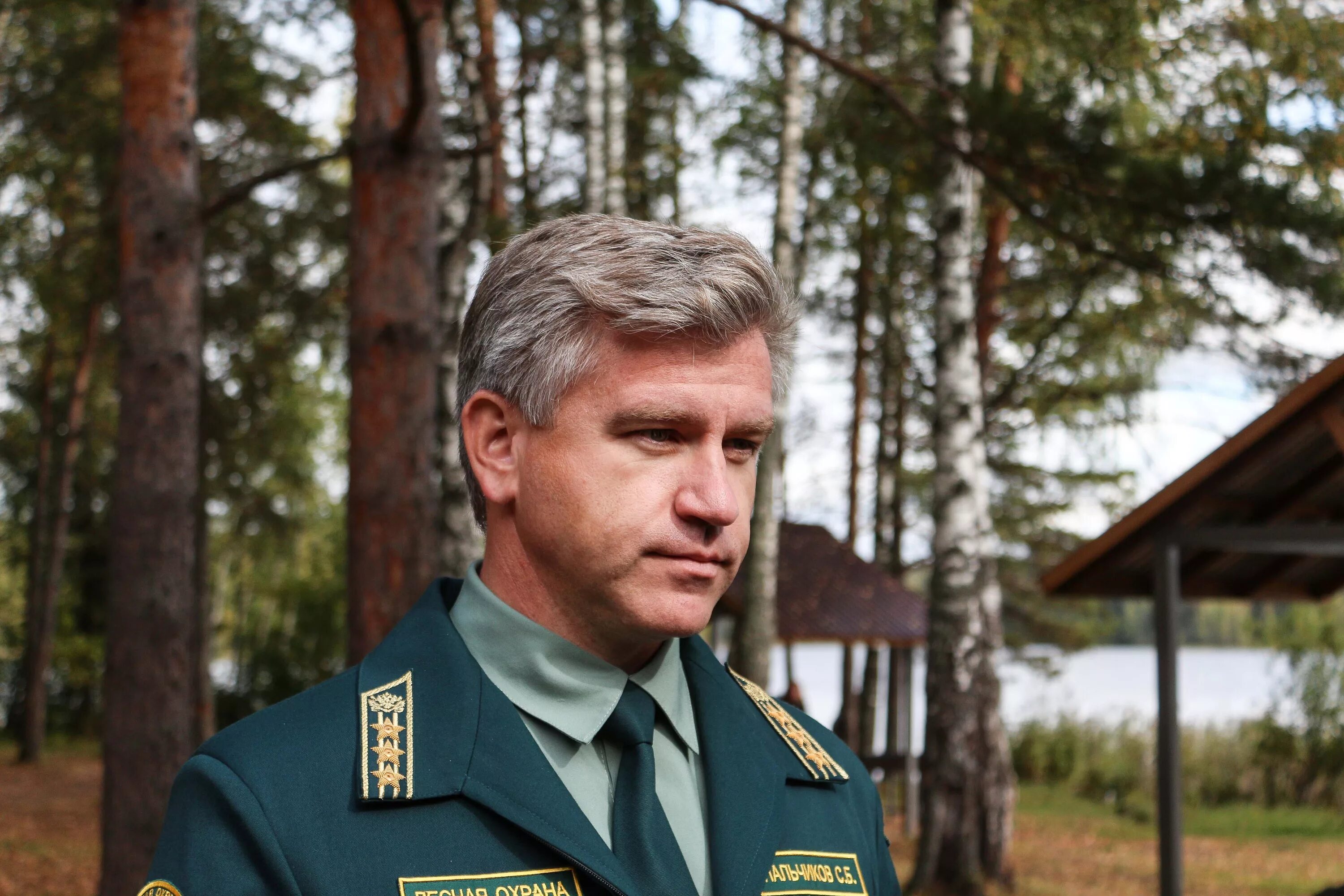 Семья лесничего. Капер александр мособллес. Семья лесничего. Фильм лесник опасные игры. Шарж грибник мужчина.