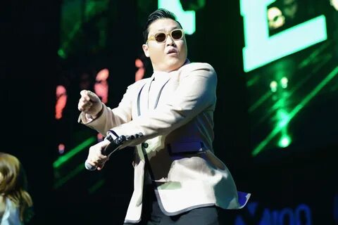 Второй клип Psy собрал миллиард просмотров на YouTube.