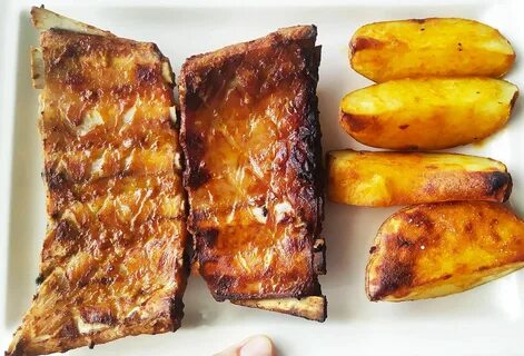Картошка с ребрами на плите