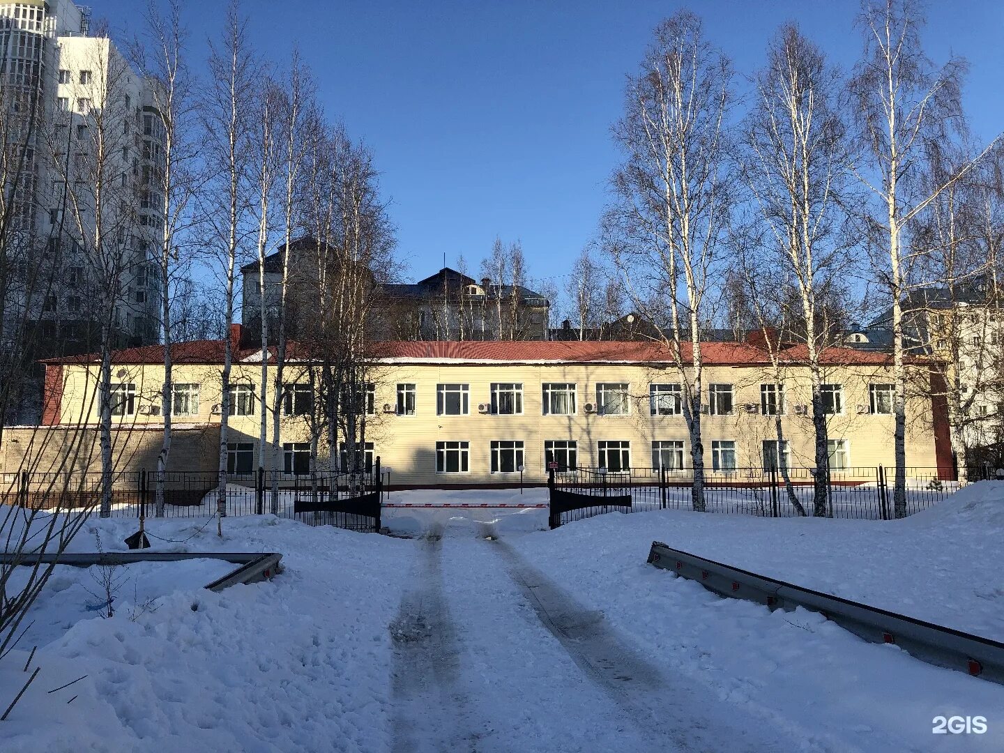 Нефтяников 46 усинск магазины. Губкина 21 октябрьский башкортостан. Нефтяников 46. Проспект нефтяников 29 а в елабуге. Нефтяников 34 елабуга.