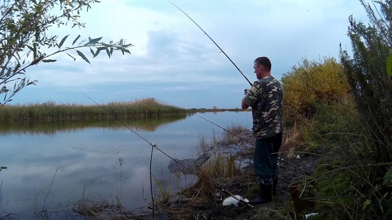 Рыбалка в непогоду. Ерик Яровой Ленинская Пойма. Чёрный Ерик. Ерик петлеватый Волгоградская область на карте. Классный клев