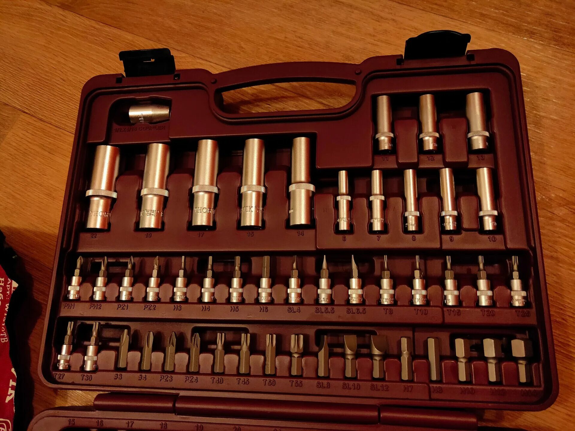 набор инструментов thorvik. набор инструментов thorvik uts0094. набор автомобильных инструментов thorvik uts0094. ). набор инструментов thorvik uts0108.