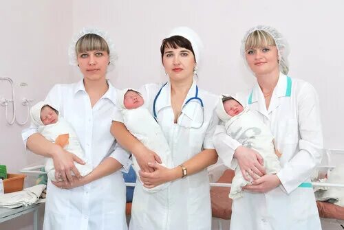 Поликлиника 1 взрослая бобруйск. Црб женская консультация. Коллектив женской консультации. Подолинская лилия поликлиника. Женская консультация г бобруйск доктор шикина.