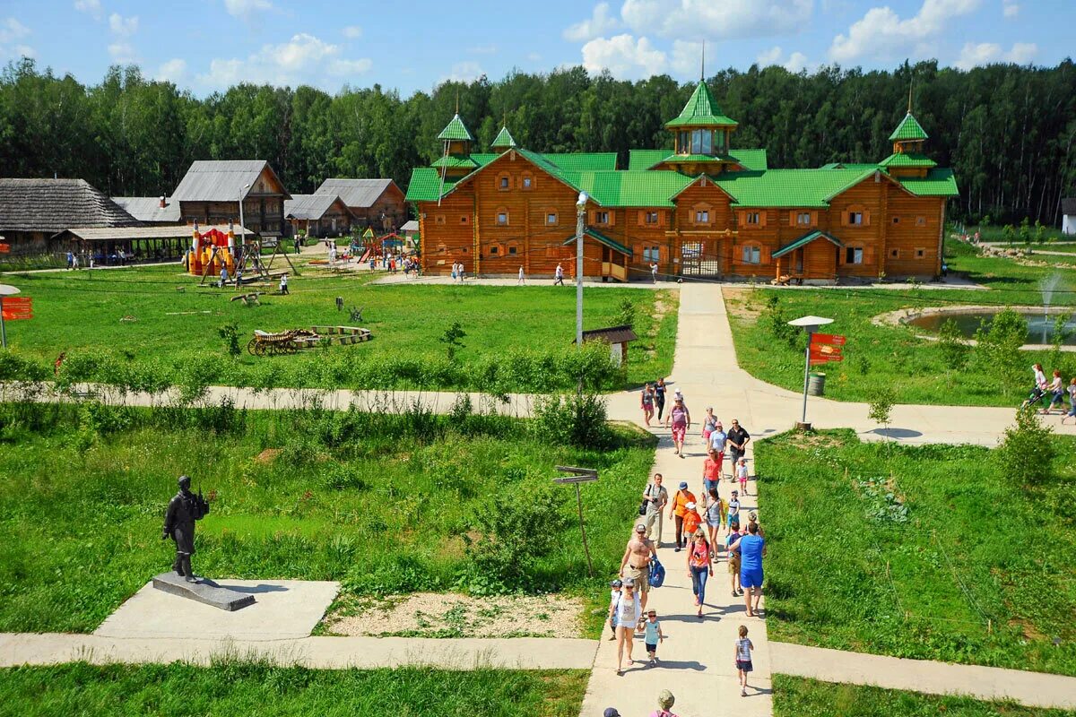 Этномир адрес калужская область. Этнографический музей калужская область. Туристический комплекс этномир калужская область. Этнографический парк-музей этномир. Боровск этнопарк калужская область.