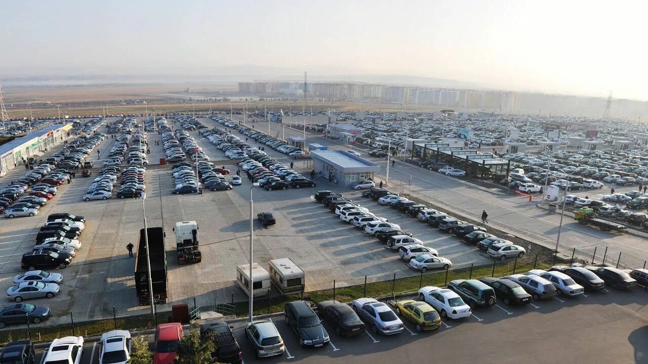 Авторынок в грузии автопапа. Авторынок тбилиси кахетинское шоссе. Рынок автопапа в грузии. Автопапа рустави. Autopapa рустави грузия.