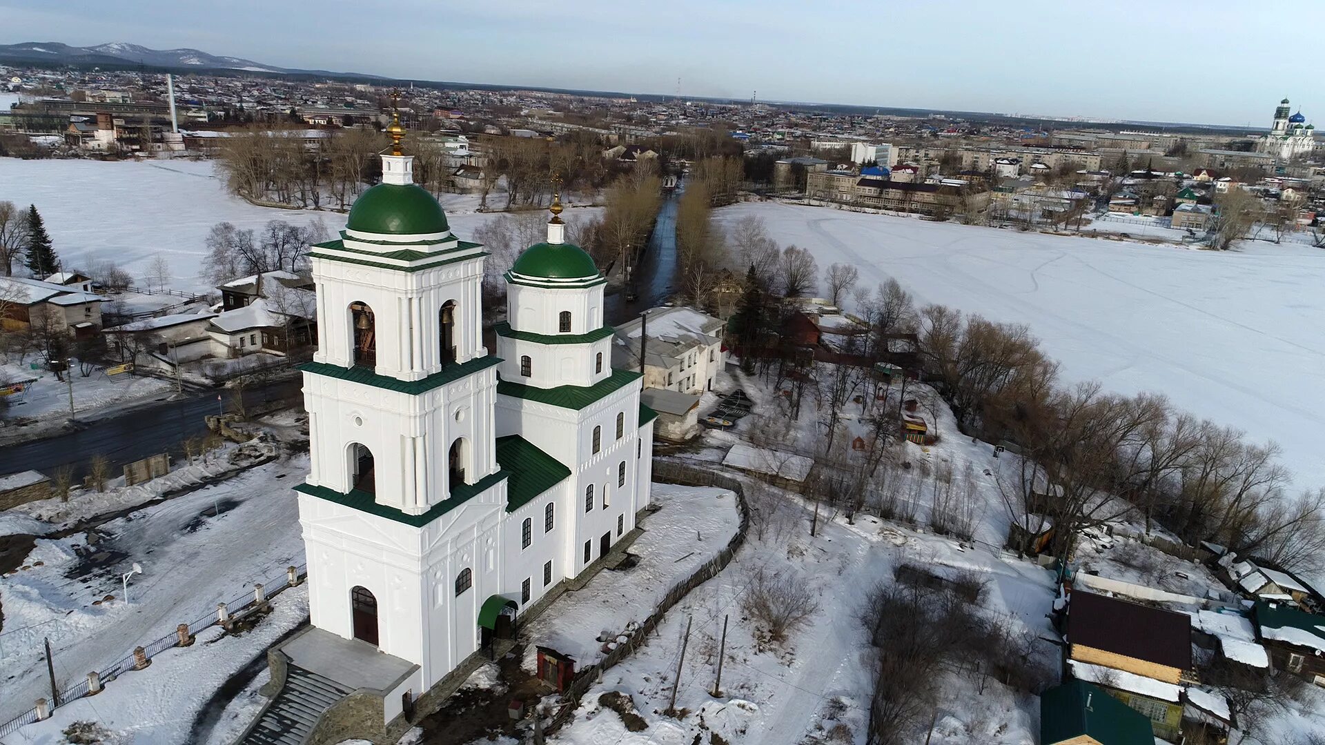кыштым церковь сошествия святого. церковь сошествия святого духа кыштым. духовская церковь кыштым. храм сошествия святого духа в городе кыштым челябинской области. кыштым сошествие.