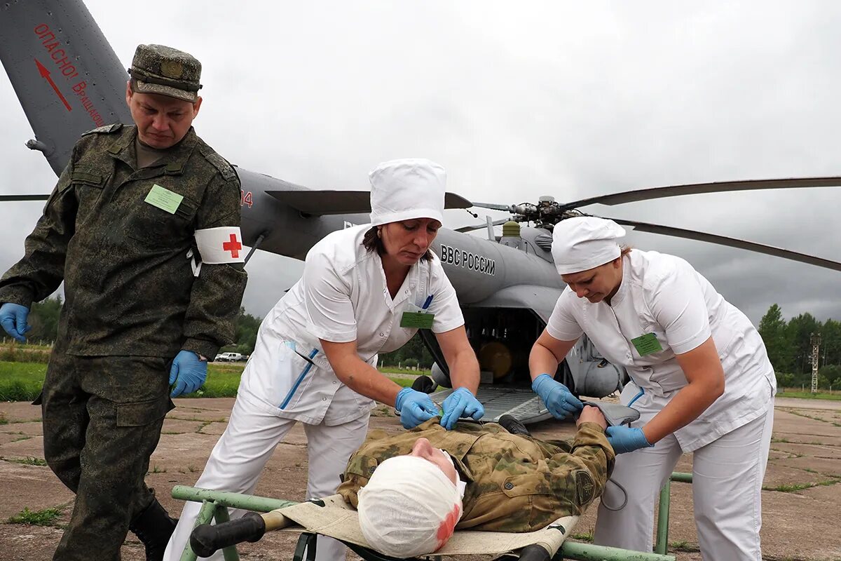 Госпитали сво найти. Военный полевой госпиталь сво. Российские военные медики.