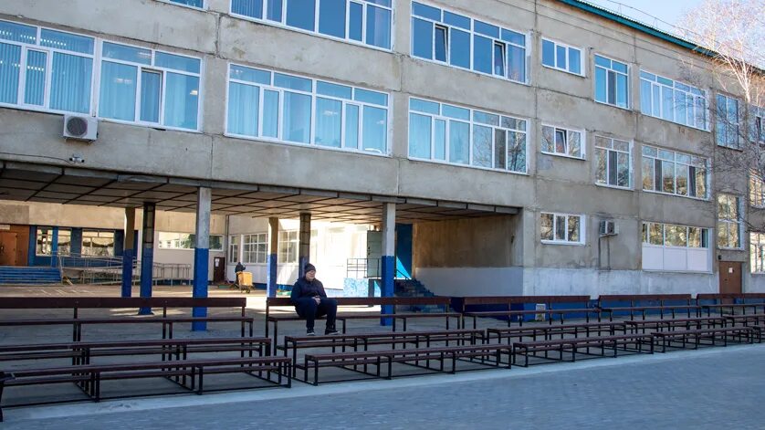 Школа 16 благовещенск. Сайт школа 16 благовещенск амурская область. Школа 16 благовещенск стадион. Школа 16 благовещенск. Город благовещенск амурская область 5 школа.