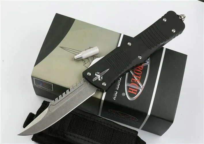 Microtech combat. Combat Troodon Carbon. Microtech Combat Troodon карбон. Кастомный Microtech Combat Troodon d/e. Microtech Combat Troodon карбон фибер.