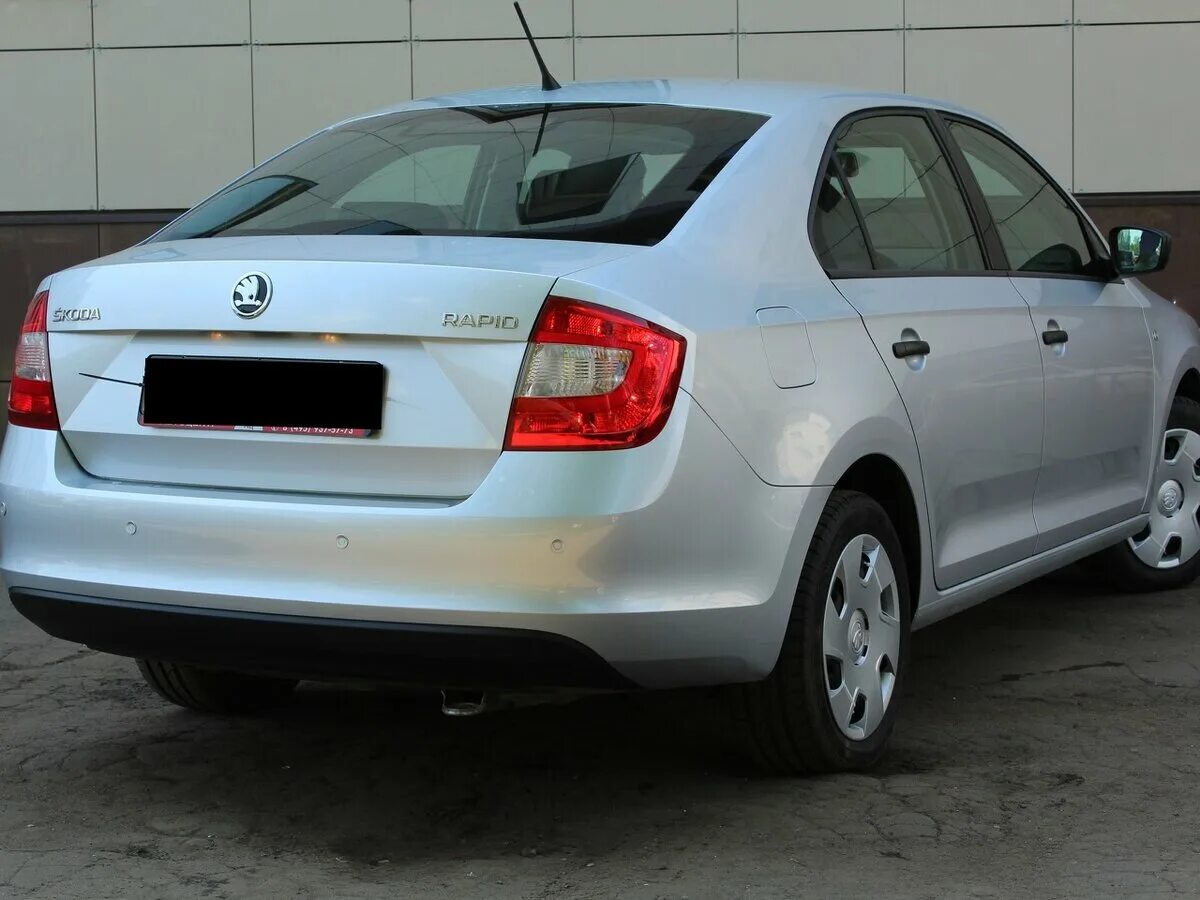 Шкода рапид 2015 купить. Шкода Рапид 2015 года. Шкода Рапид 2015г. Шкода Рапид 1. Skoda Skoda Rapid 2015.