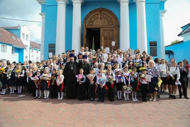 Школа 1 ногинск. Православная гимназия им Константина Богородского Ногинск. Ногинск православная гимназия 1997. Ногинск православная гимназия 1995. Православная гимназия Таран Ногинск.