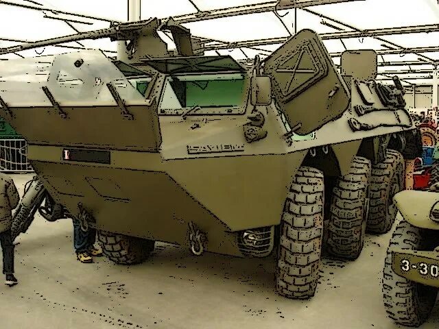 Бтр vab. БТР VAB 6x6. VAB (6x6) колесный. VAB 4x4 APC. Renault VAB 6x6.