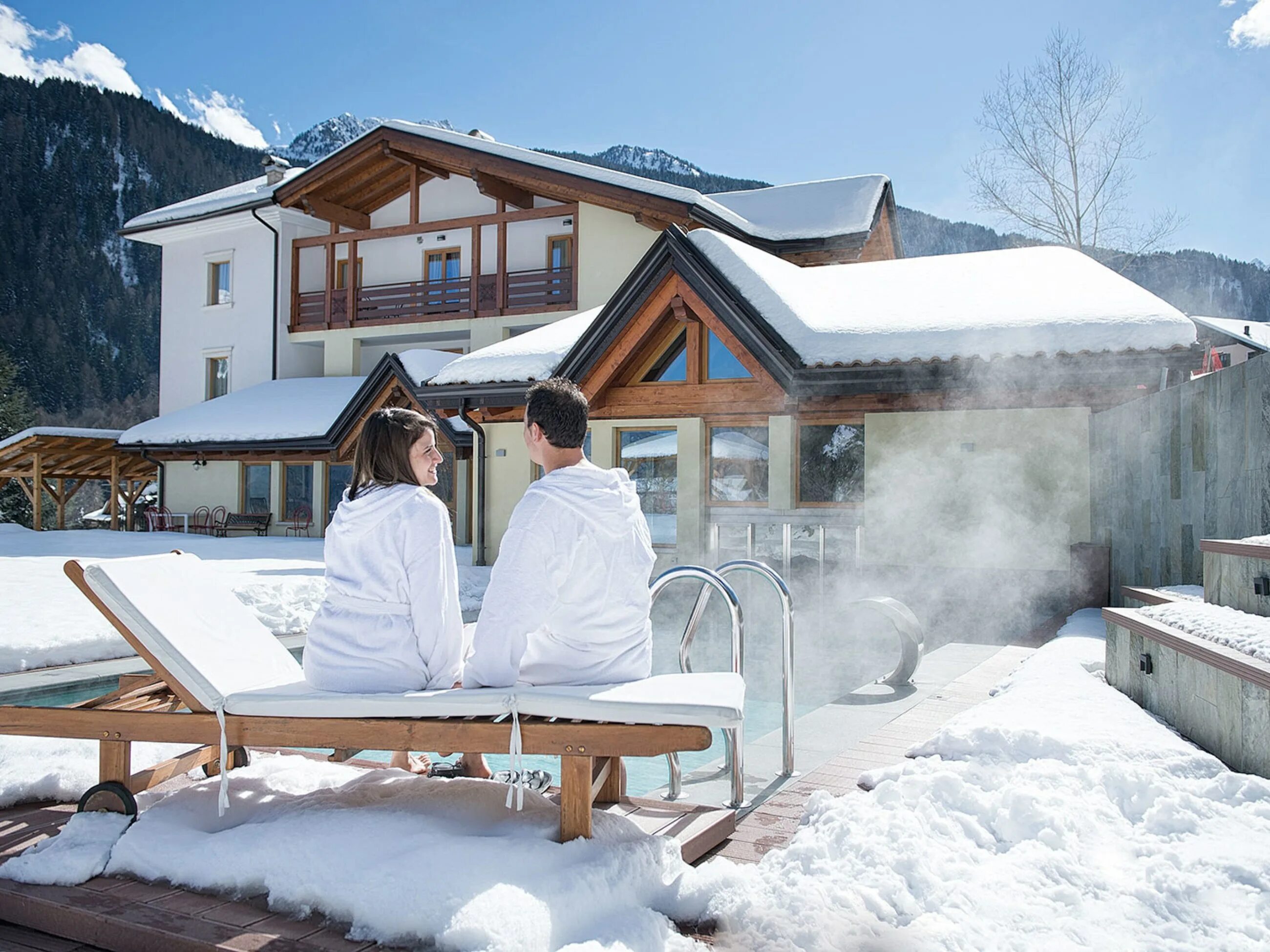 Аквапарк галактика красная поляна. Гостиница красная поляна сочи шале. Термальный бассейн красная поляна. Термальный бассейн аллюр архыз. Термы сочи красная поляна.
