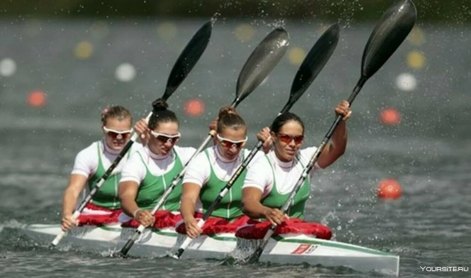 Спорт гребля на байдарках. Белорусская чемпионка по гребле на байдарках. ICF гребля на байдарках и каноэ. Старт гребля на байдарках и каноэ.