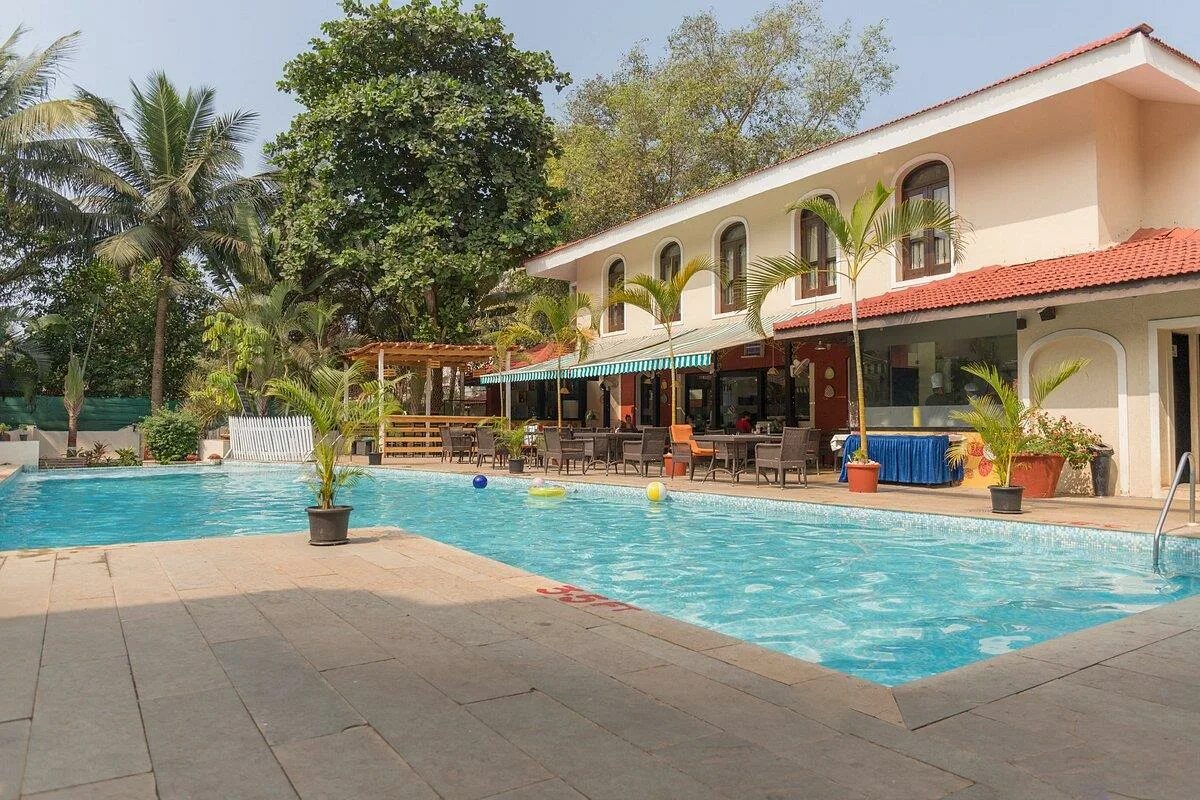 Kyriad prestige calangute goa 4* гоа. Кириад престиж калангут. Kyriad prestige calangute goa. Отель цитрус гоа. Отель цитрус гоа.