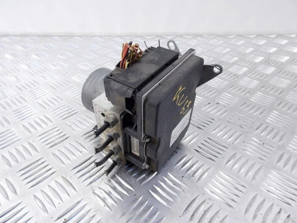 Блок абс е65. Блок абс e65. Abs блок bmw e65 характеристики. Блок абс бмв 7 е66. Abs 0265950006.