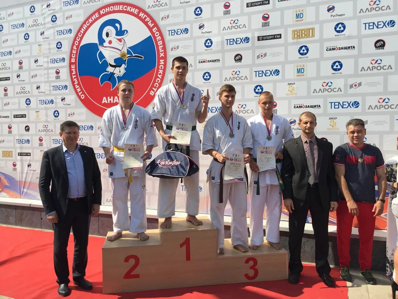 Ян муратов косики каратэ. Восток челябинск косики каратэ. Федерация каратэ киокусинкай свердловской области. Воронин дмитрий вадимович косики каратэ. Косики каратэ багаев сергей юрьевич.