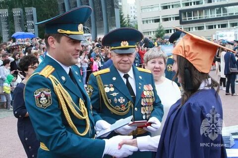 Выпуск специалистов