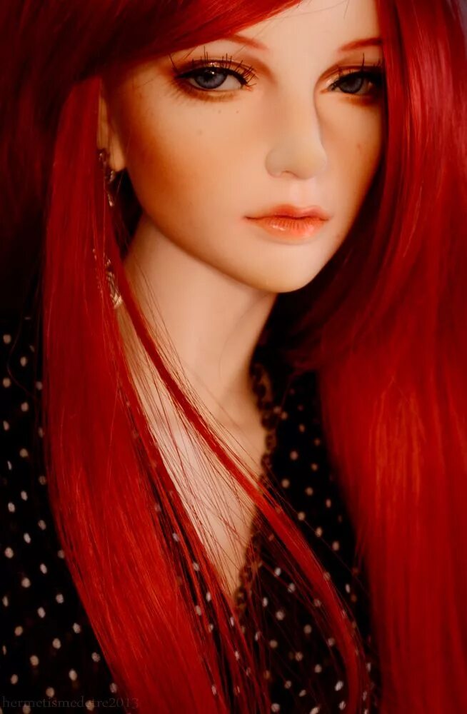 Красные куколки. Кукла с красными волосами. Кукла с рыжими волосами. Кукла Барби с красными волосами. Красивые куклы с рыжими волосами.