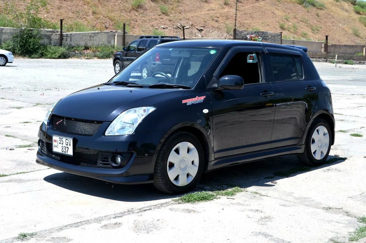 Сузуки свифт 2009. Subaru swift 2009. Сузуки свифт 2009 года объём двигателя. Сузуки свифт 3. Сузуки свифт 2009.