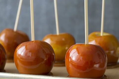 Яблоки палочками