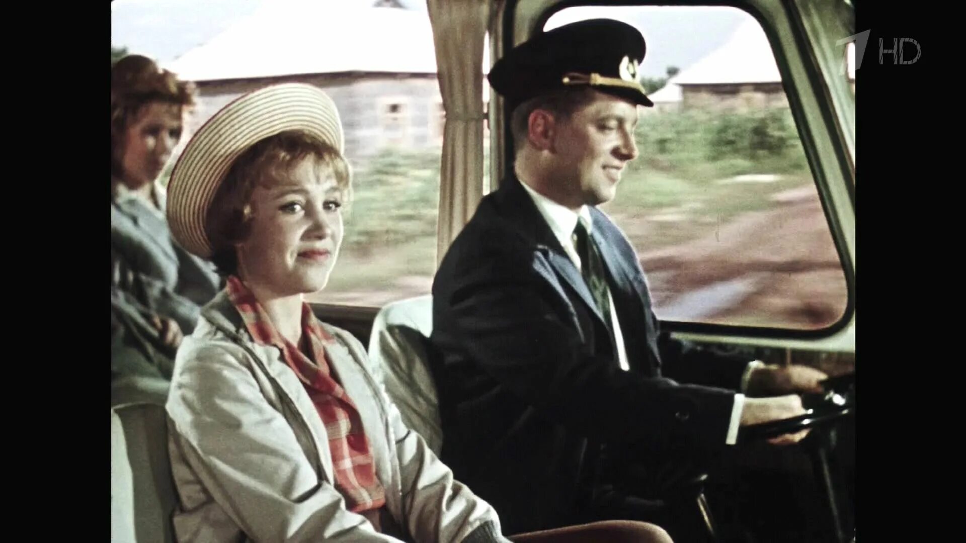 Королева бензоколонки фрагменты. Королева бензоколонки фильм 1962. Королева бензоколонки фильм 1962 румянцева. Королева бензоколонки фильм. Королева бензоколонки людмила.