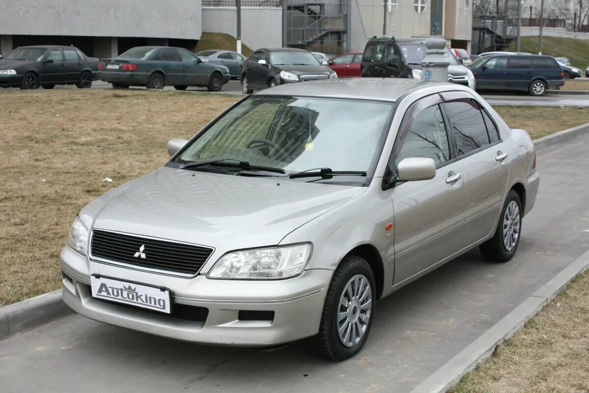 Мицубиси 2002г. Мицубиси Лансер 2002. Митсубиси Лансер 2002 года. Mitsubishi Лансер 2002. Mitsubishi Lancer Cedia 2002.