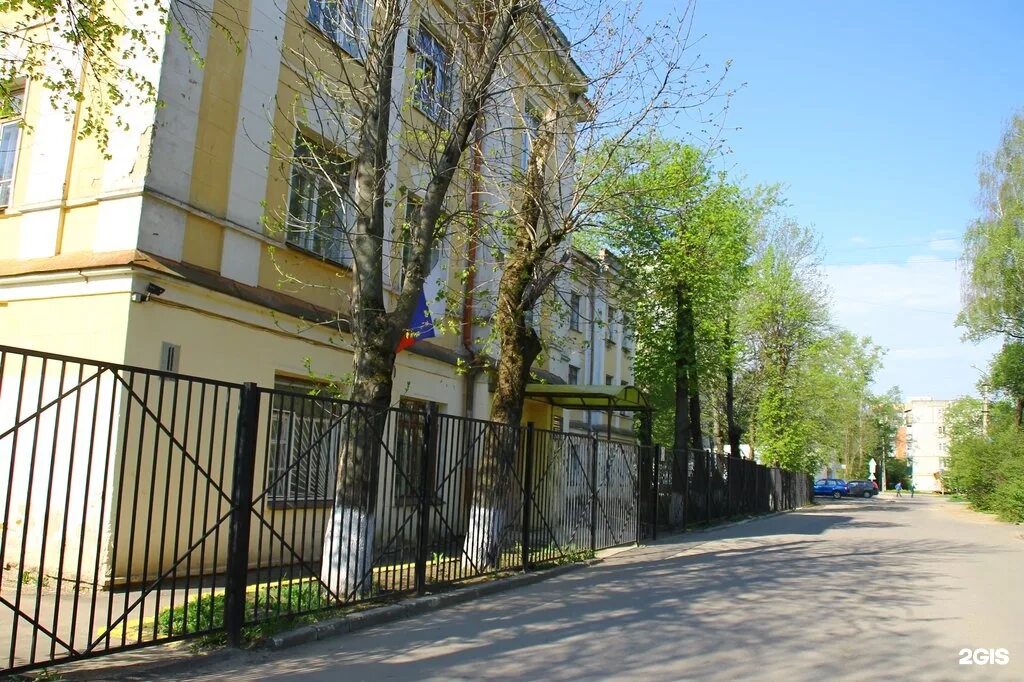2 школа ярцево. Школа 2 смоленск. Школа 2 верхнеднепровский. Смоленская школа номер 2. Смоленская школа номер 2.
