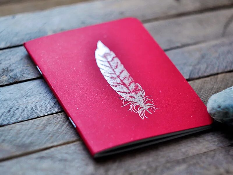 Тетради перышко. Тетрадь для пера. Перо и чернильница. Тетрадь 80л а5ф клетка impression 80т5в1. Перо и лист.