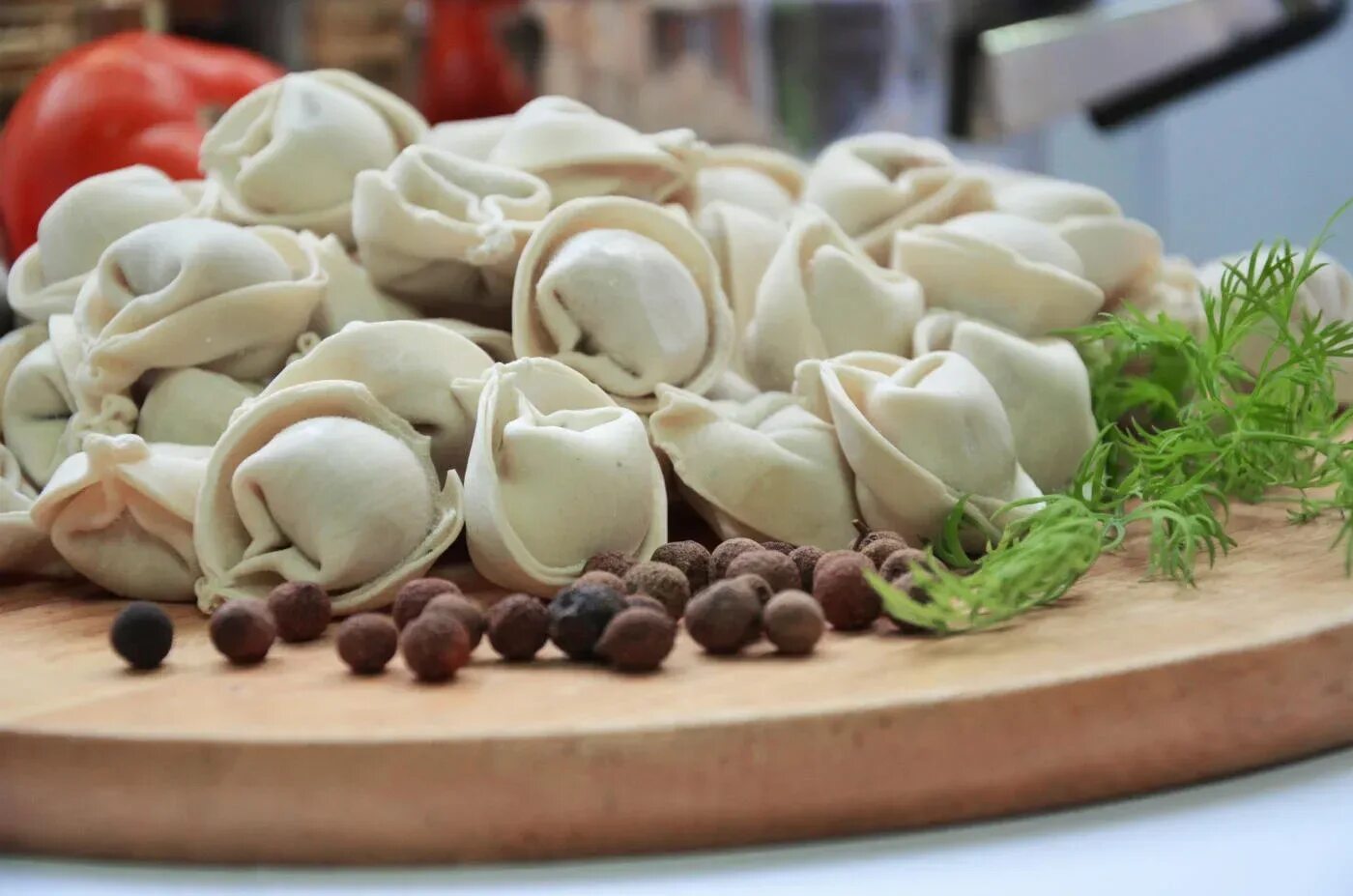 Пельмени полуфабрикаты. Пельмени заморозка. Полуфабрикаты. Тесто мясные полуфабрикаты. Тесто мясные полуфабрикаты.