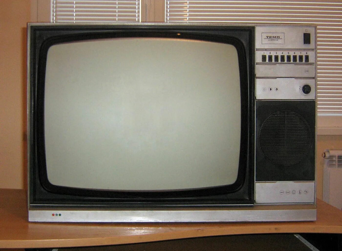 Телевизоры в россии 2023. Темп ц280д. Телевизор спектр ц280д. Телевизор темп 280д. Телевизор Рубин 714.