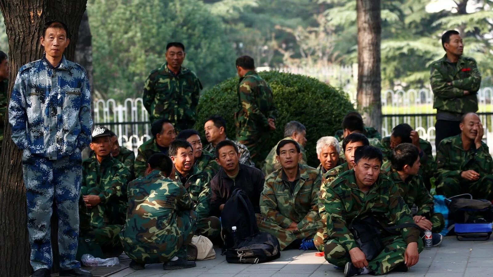 PLA China. 中国军人 Chinese Military Soldiers. Military and Economics. Asia force