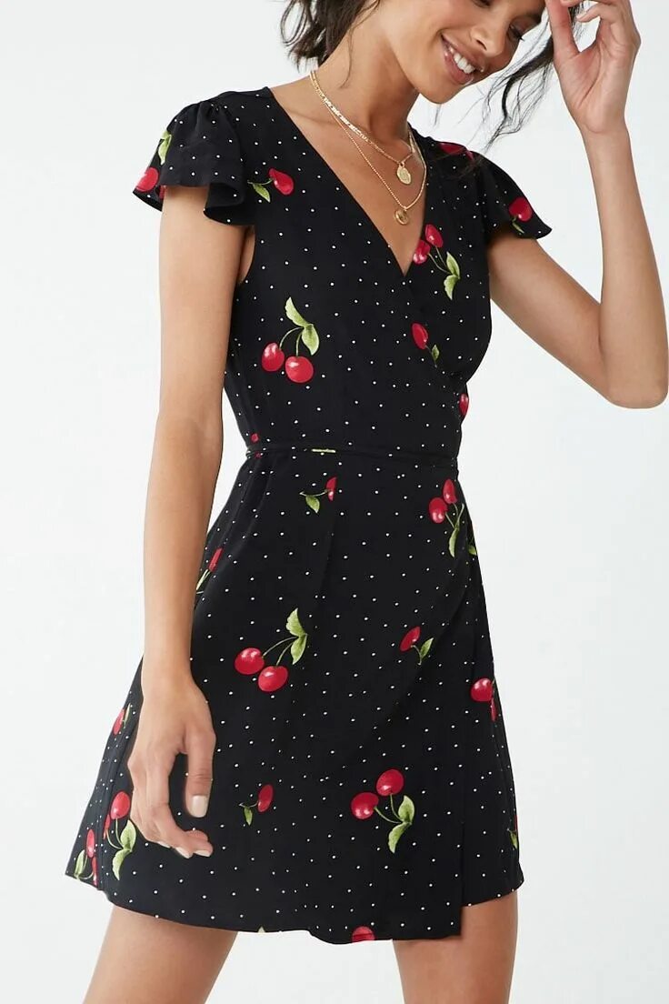 Золла черное платье с вишенками. Платье с вишнями. Cherry dress. Летнее платье с вишнями. Сарафан с вишенками.