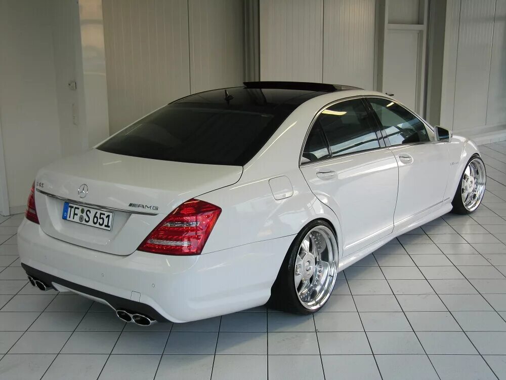 3. S63 amg 221. 5. Mercedes benz w221 amg. Мерседес 221 амг 6.