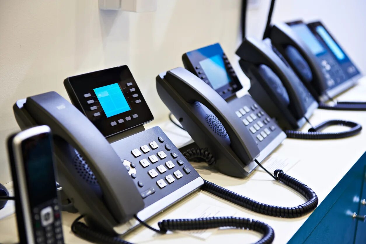 Voip-телефон yealink sip-t48s. Колл центр. Ip телефония. Telephone companies. Телефонная связь.