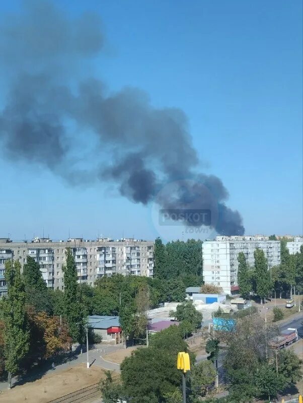 Пожар на паустовского. Пожар в ясенево сейчас. Пожар на паустовского. Посёлок котовского одесса. Посёлок котовского одесса.