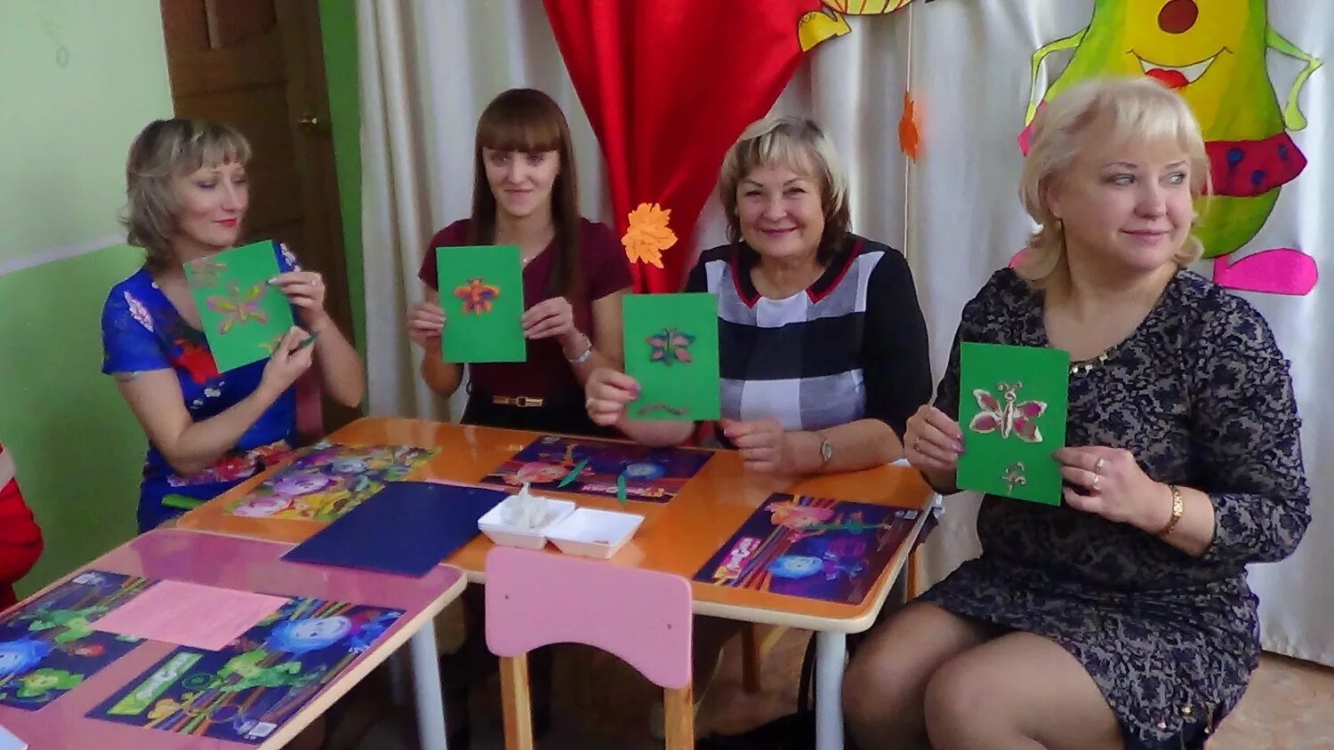 специалист дошкольного образования. методическое объединение. методические мероприятия для воспитателей доу. методические объединения в доу. воспитатель детского сада.