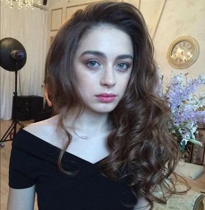 Вика мейби бейби. Вика мейби бейби. Мейби бейби. Мэйби бэйби 2023. Бейби без.